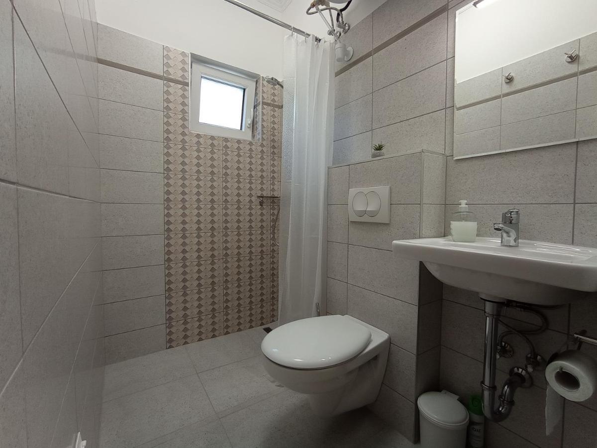 Relax Apartment Fonyód エクステリア 写真