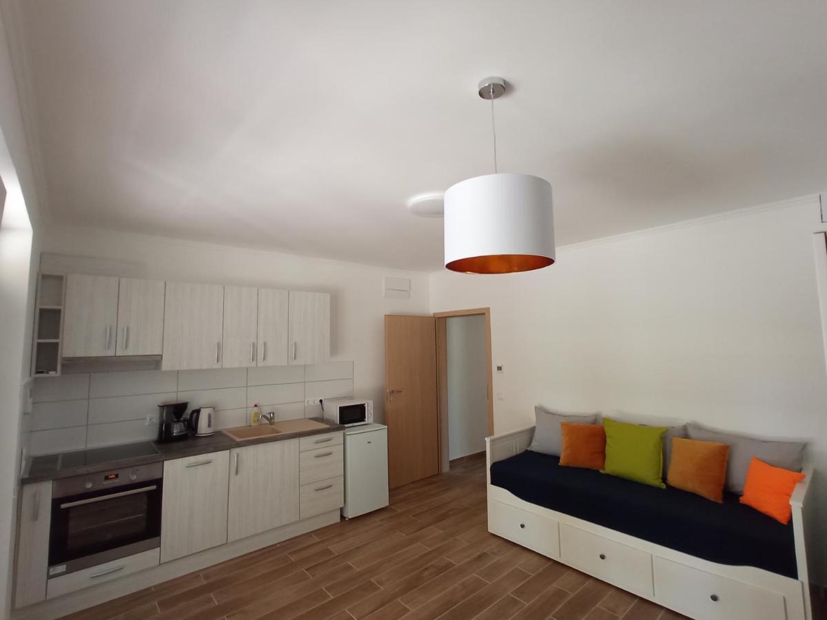 Relax Apartment Fonyód エクステリア 写真